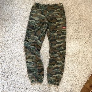 Dickies  camo / camouflage cargo joggers pants. Like new. Size 0 / 24 Tilly’s